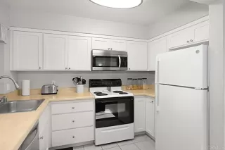 Photo #4: PTP2305036 Listing