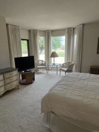 Photo #5: PTP2305057 Listing