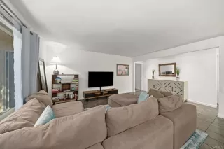 Photo #1: PTP2305092 Listing