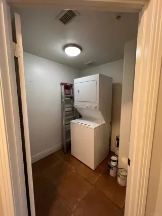 Photo #1: PTP2305102 Listing