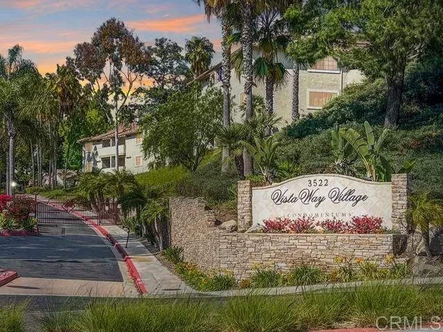 MLS: PTP2305117 Condo For Sale