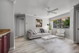 Photo #2: PTP2305117 Listing