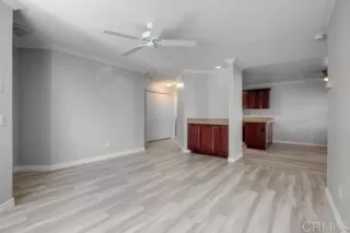 Photo #4: PTP2305117 Listing