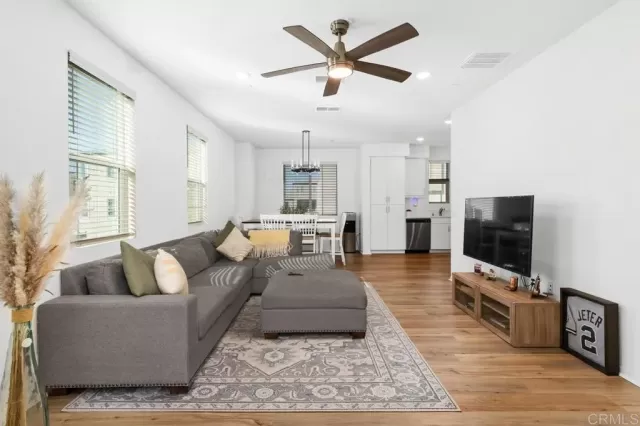 MLS: PTP2305135 Condo For Sale