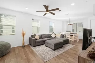 Photo #1: PTP2305135 Listing