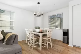 Photo #4: PTP2305135 Listing