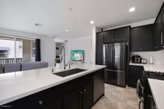 Photo #2: PTP2305199 Listing