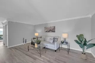 Photo #3: PTP2305209 Listing 