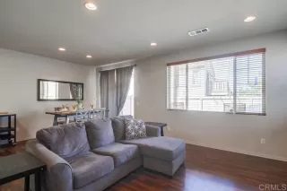 Photo #2: PTP2305237 Listing 