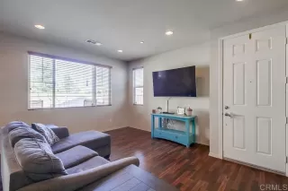 Photo #3: PTP2305237 Listing 