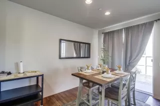 Photo #4: PTP2305237 Listing 