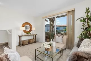 Photo #2: PTP2305245 Listing