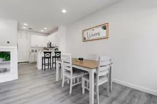 Photo #3: PTP2305265 Listing