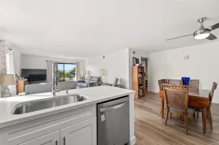 Photo #6: PTP2305269 Listing