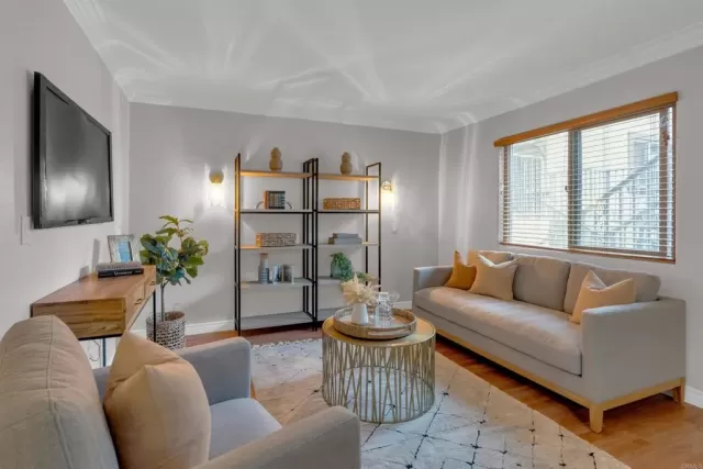 MLS: PTP2305275 Condo For Sale