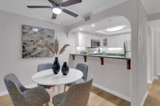 Photo #4: PTP2305275 Listing