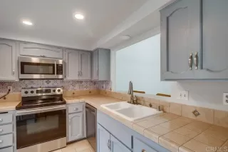 Photo #5: PTP2305278 Listing