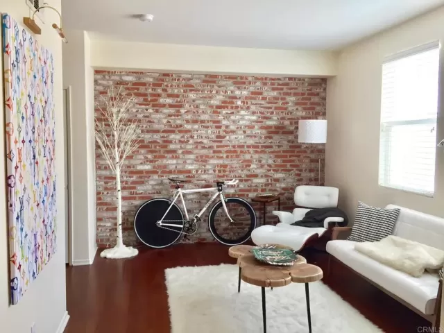 MLS: PTP2305282 Condo For Sale