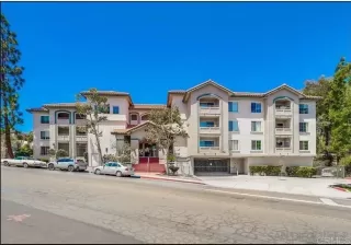 Photo #1: PTP2305330 Listing