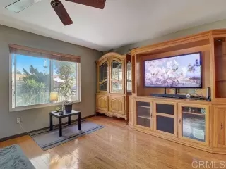 Photo #2: PTP2305339 Listing