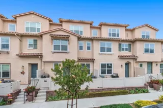 Photo #1: PTP2305375 Listing