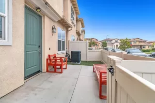 Photo #2: PTP2305375 Listing