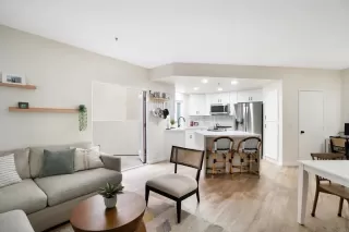 Photo #4: PTP2305423 Listing