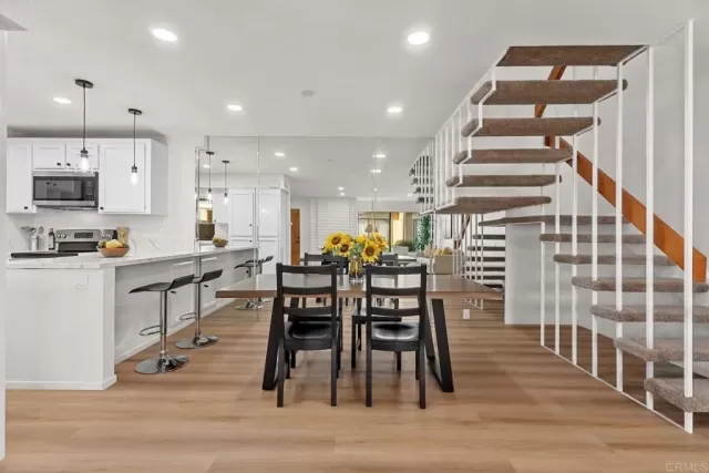 MLS: PTP2305471 Condo For Sale