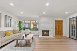 Photo #5: PTP2305471 Listing