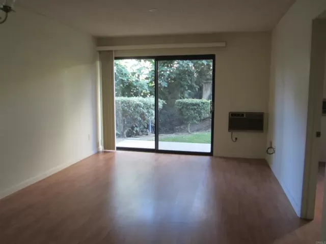 MLS: PTP2305495 Condo For Sale