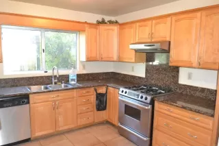 Photo #4: PTP2305499 Listing 