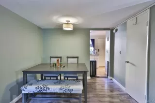 Photo #5: PTP2305513 Listing