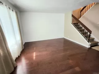 Photo #2: PTP2305522 Listing