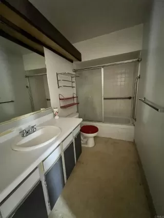 Photo #5: PTP2305529 Listing