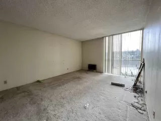 Photo #2: PTP2305539 Listing