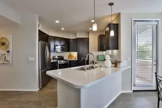 Photo #1: PTP2305544 Listing