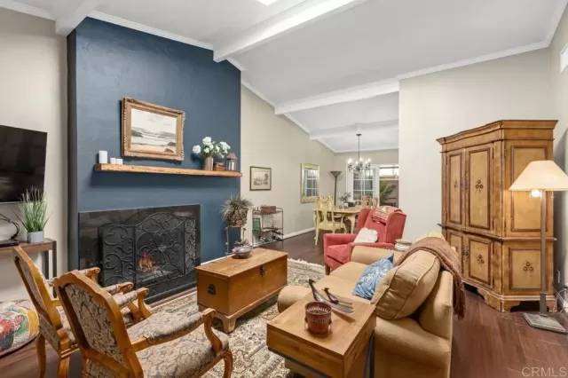 MLS: PTP2305563 Condo For Sale