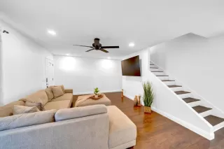 Photo #3: PTP2305589 Listing