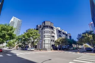 Photo #1: PTP2305590 Listing