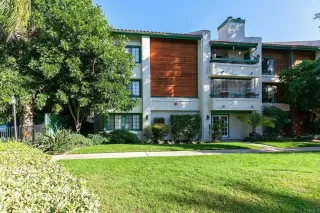 Photo #3: PTP2305592 Listing 