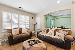 Photo #2: PTP2305603 Listing