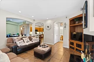 Photo #3: PTP2305603 Listing