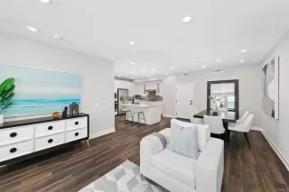 Photo #3: PTP2305605 Listing