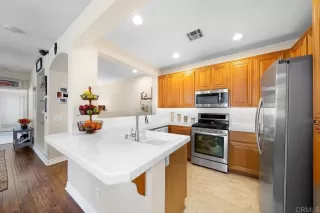 Photo #6: PTP2305679 Listing 