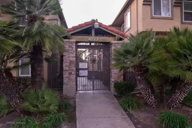 MLS: PTP2305691 Condo For Sale