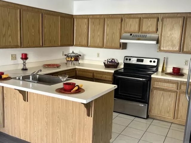 MLS: PTP2305717 Condo For Sale