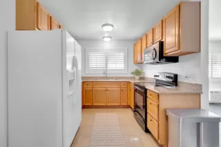 Photo #3: PTP2305718 Listing