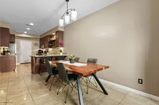 Photo #5: PTP2305737 Listing