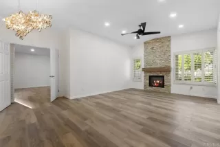 Photo #4: PTP2305751 Listing