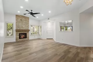 Photo #5: PTP2305751 Listing